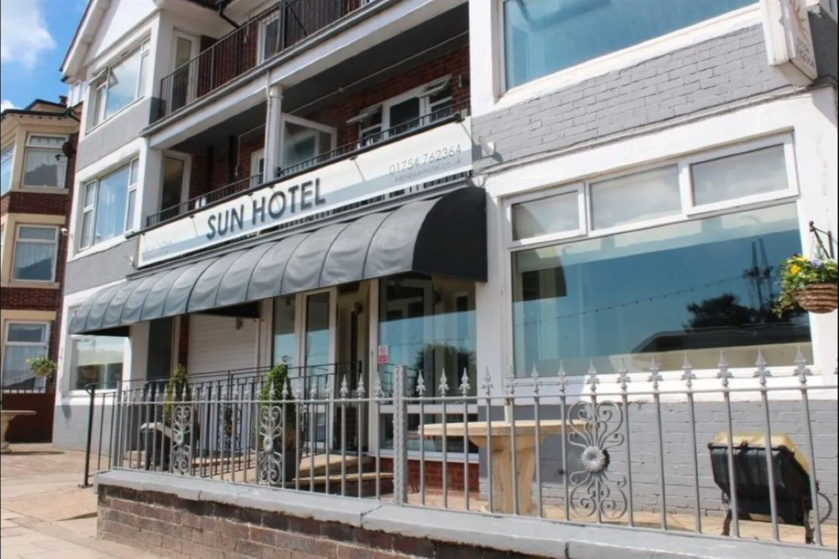 Oyo The Sun Hotel スケッグネス エクステリア 写真